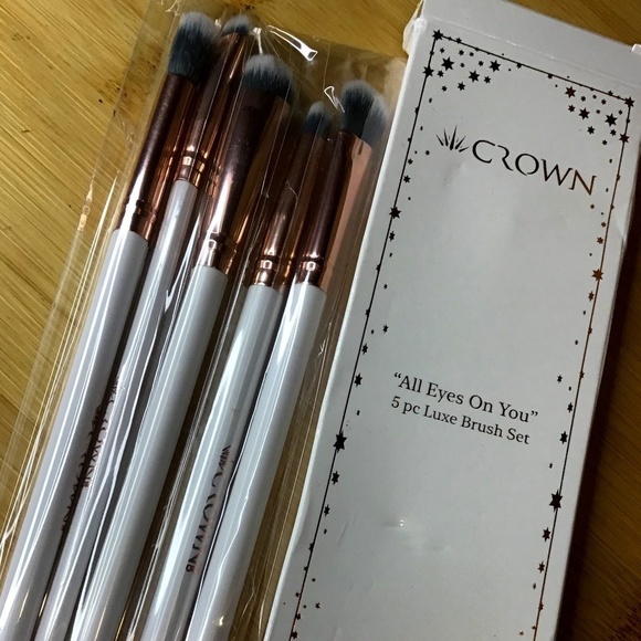Crown brushes detail eye set, bnib - Picture 1 of 7